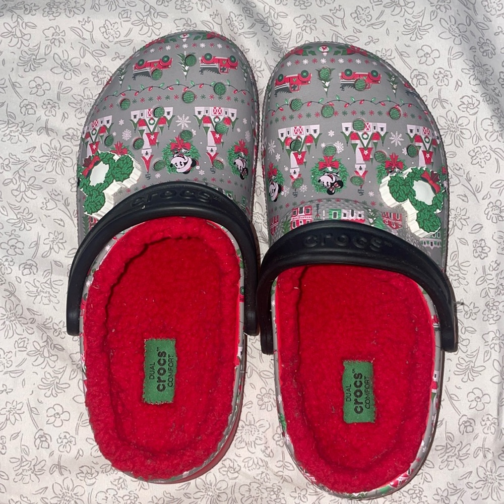Disney crocs